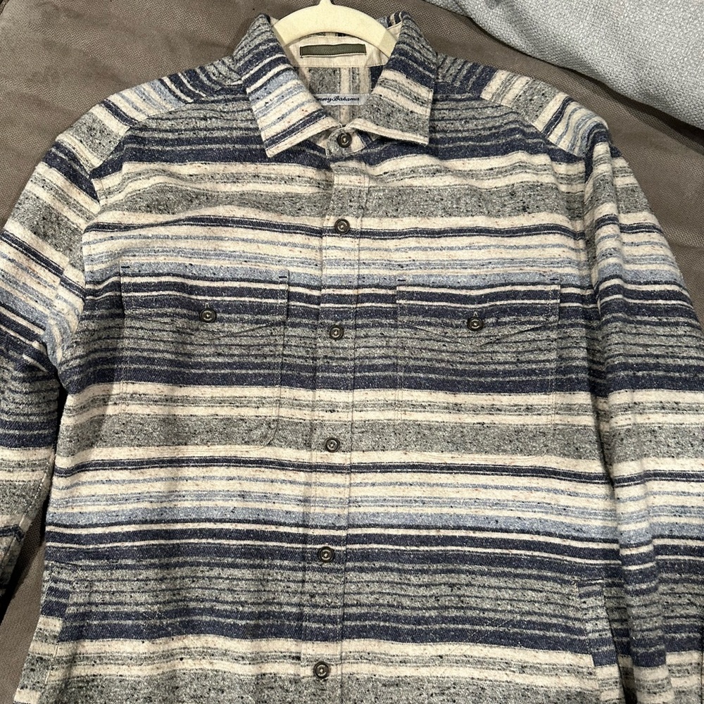 Like New Tommy Bahama Button Down